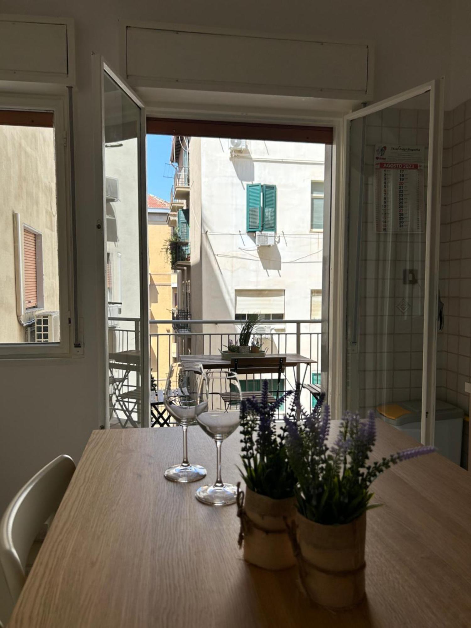 4 Country Side - City Center Palermo Bagian luar foto