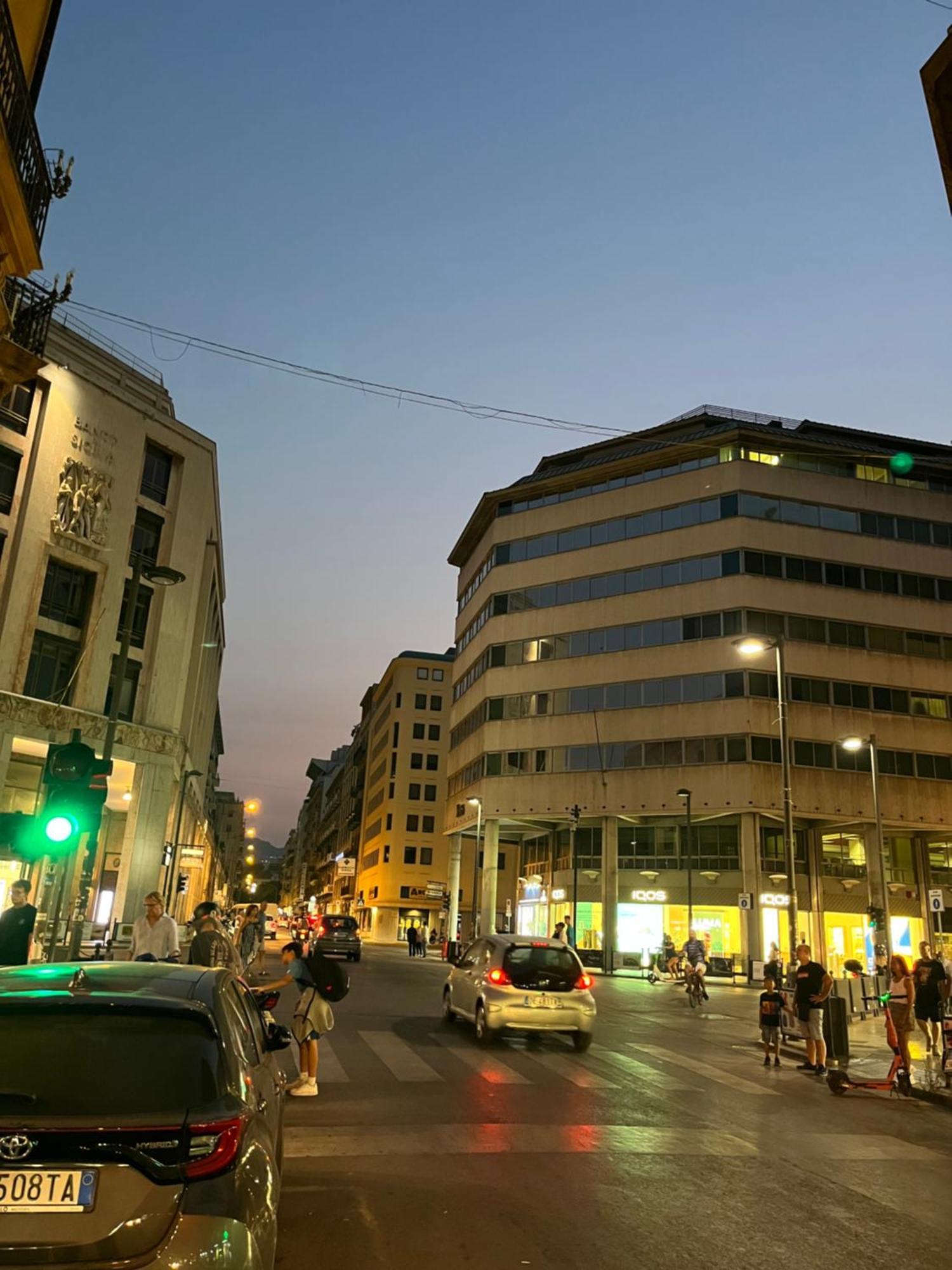 4 Country Side - City Center Palermo Bagian luar foto